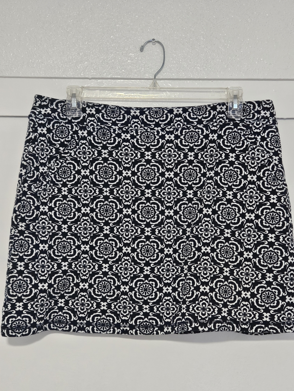 Talbots Classic Black & White Floral Mini A-Line Skirt